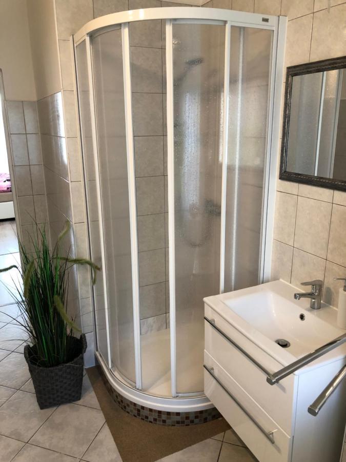 Apartmany Galeta Карлови Вари Екстериор снимка