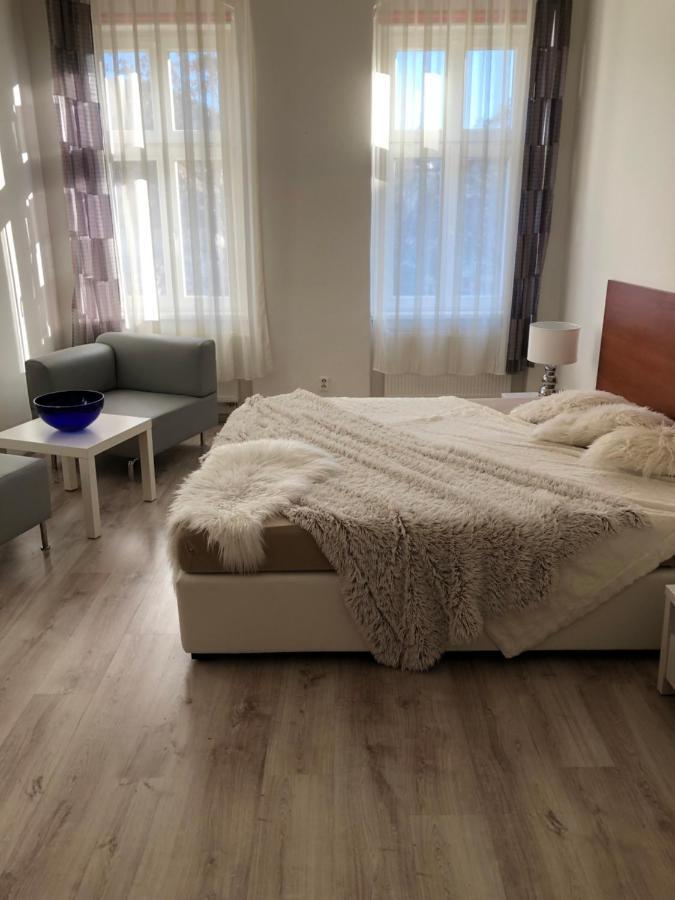 Apartmany Galeta Карлови Вари Екстериор снимка