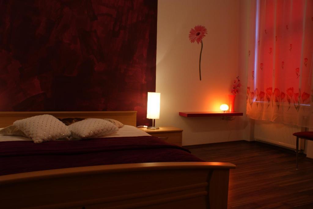 Apartmany Galeta Карлови Вари Стая снимка